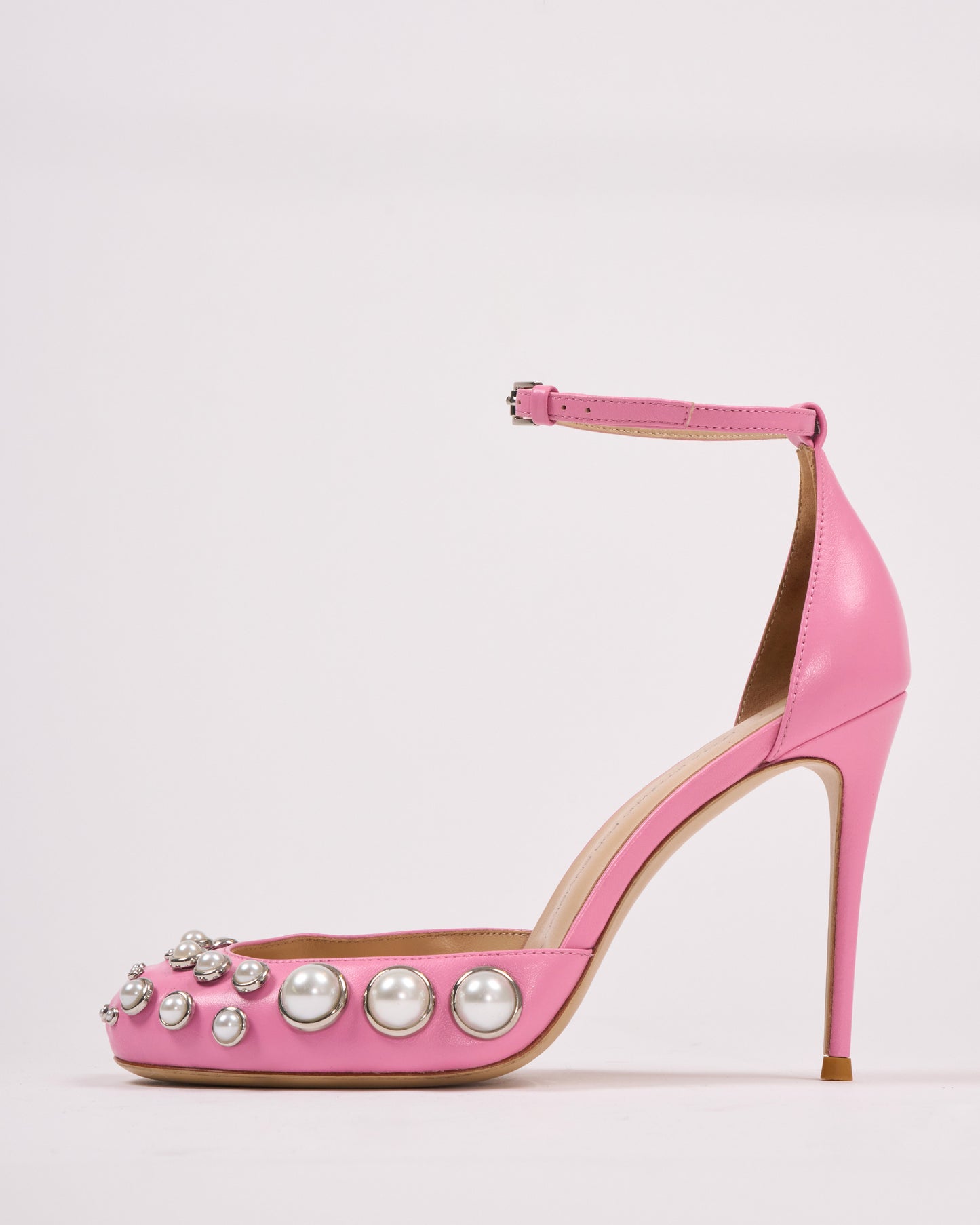 Pearls Heels